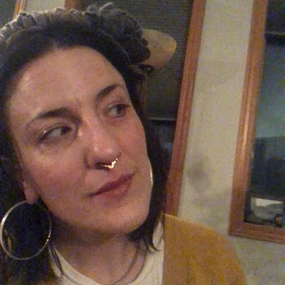 Meet your Posher, Andrea